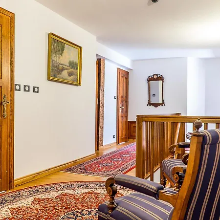 Kompleks Dwor Gogolewo Bed & Breakfast