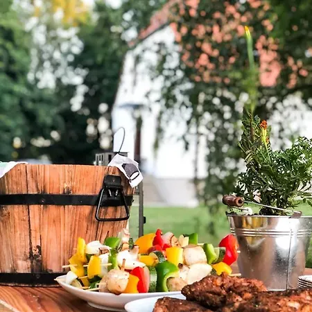 Bed & Breakfast Dwor Gogolewo Nad Warta