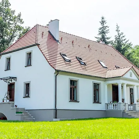 Kompleks Dwor Gogolewo Ksiaz Wielkopolski