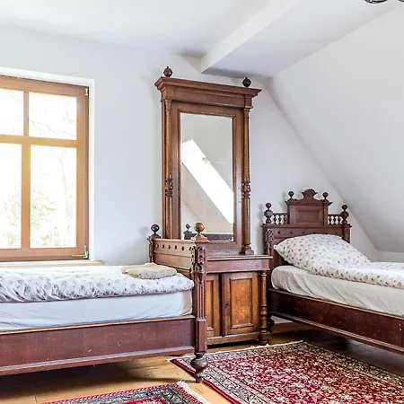 Dwor Gogolewo Nad Warta Bed & Breakfast Ksiaz Wielkopolski