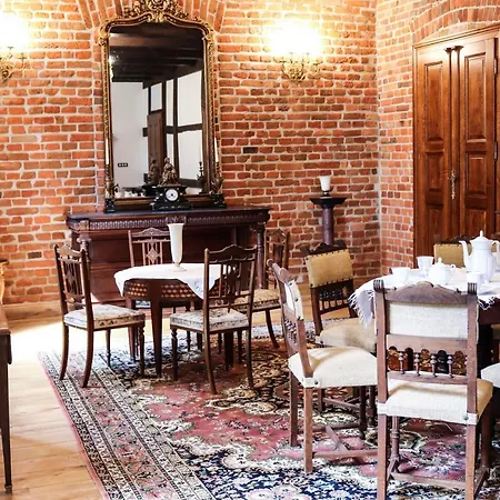 Dwor Gogolewo Nad Warta * Ksiaz Wielkopolski