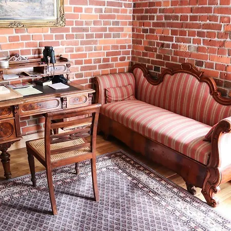 Dwór Gogolewo Nad Wartą * Ksiaz Wielkopolski