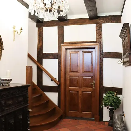 Bed & Breakfast Kompleks Dwor Gogolewo *