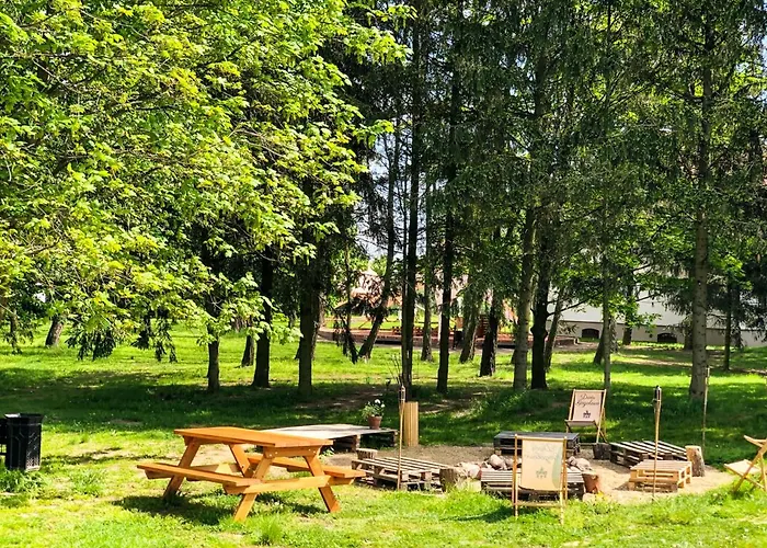 Dwor Gogolewo Nad Warta Bed & Breakfast