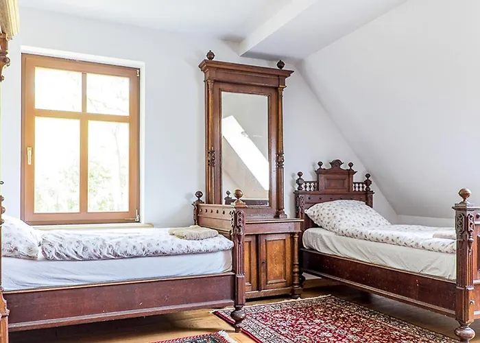Dwor Gogolewo Nad Warta Bed & Breakfast Ksiaz Wielkopolski