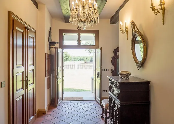 Dwor Gogolewo Nad Warta Bed & Breakfast Ksiaz Wielkopolski